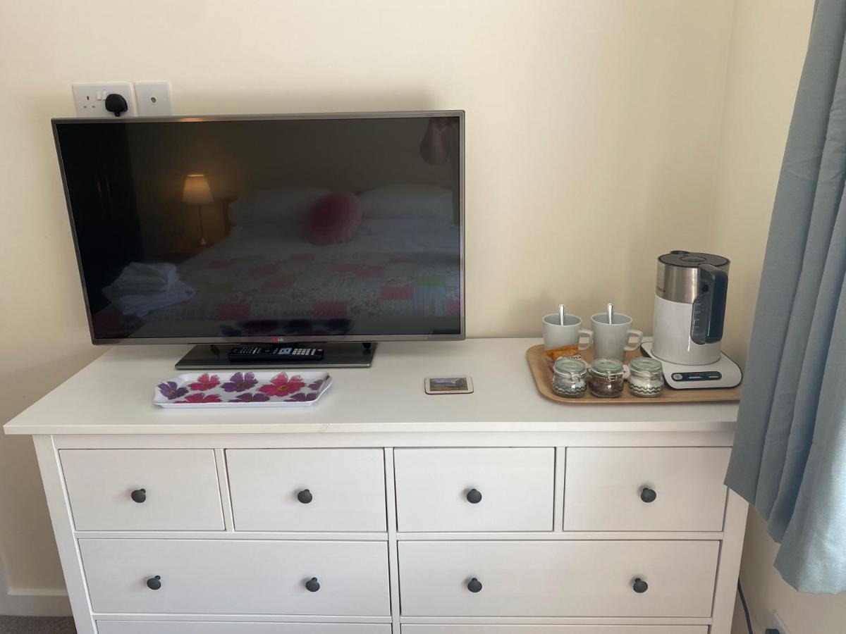 Wellington View One En Suite Shower And Super King Bed Buitenkant foto